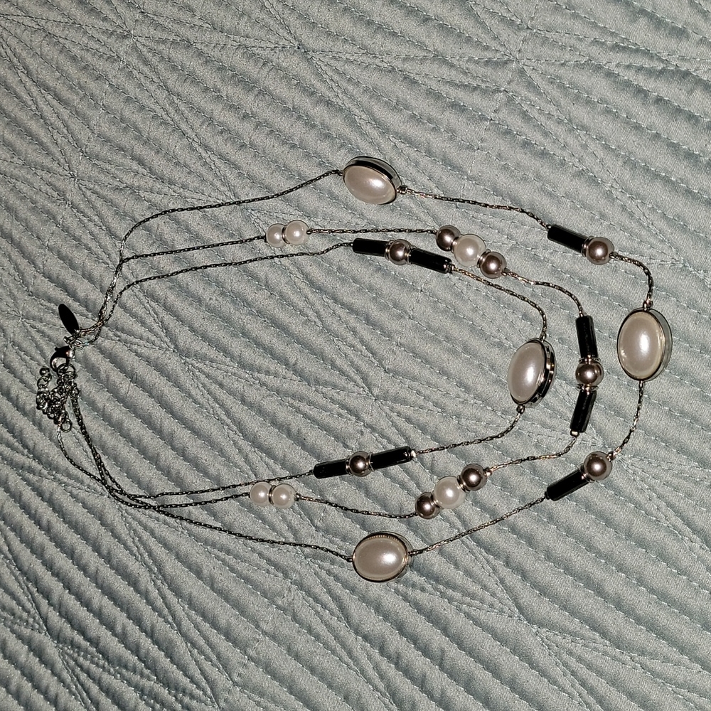 Premier Designs Bead Necklace